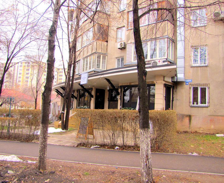 Guest House On Kaldaiakova 38 Almaty Extérieur photo
